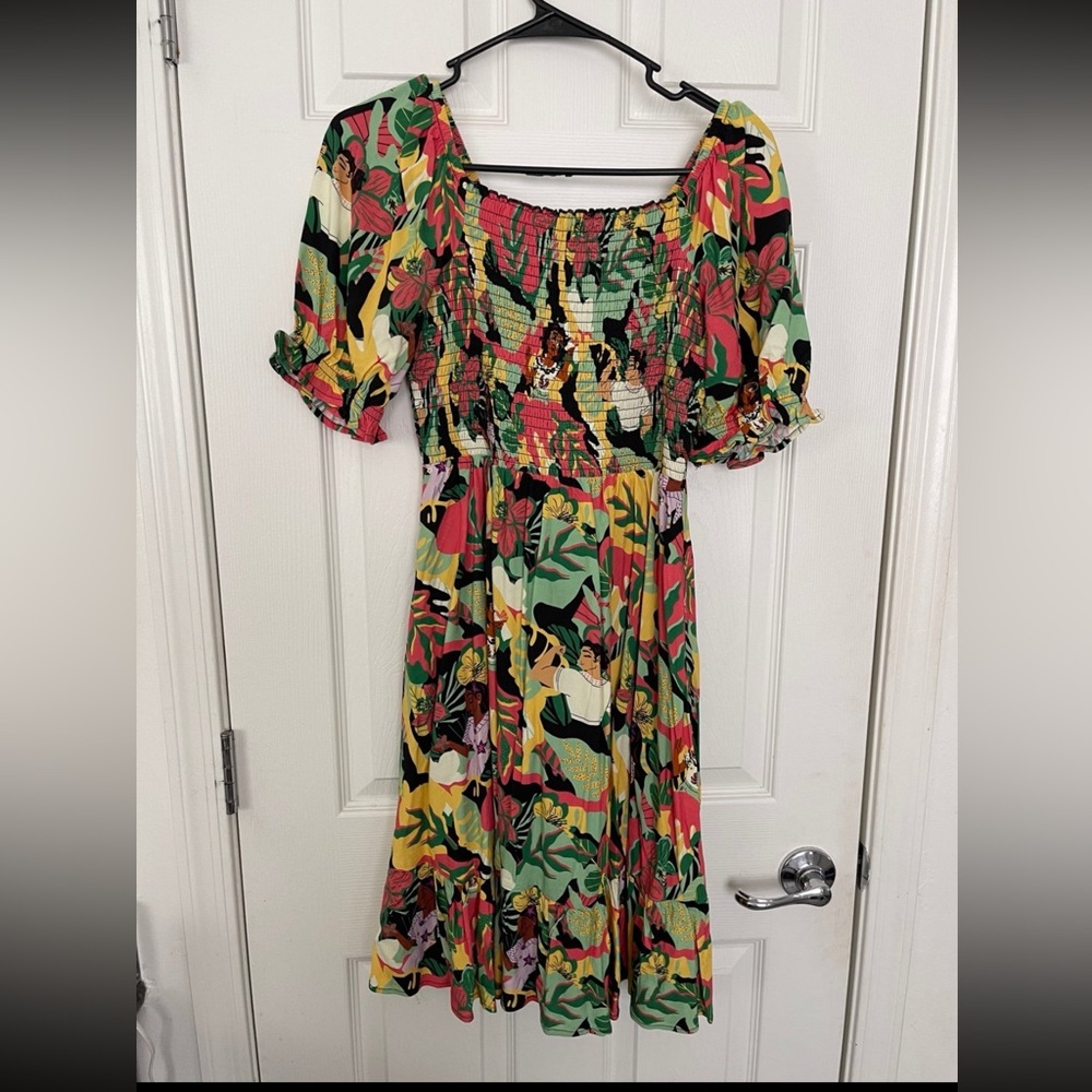 Disney Her Universe Encanto women’s dress - small